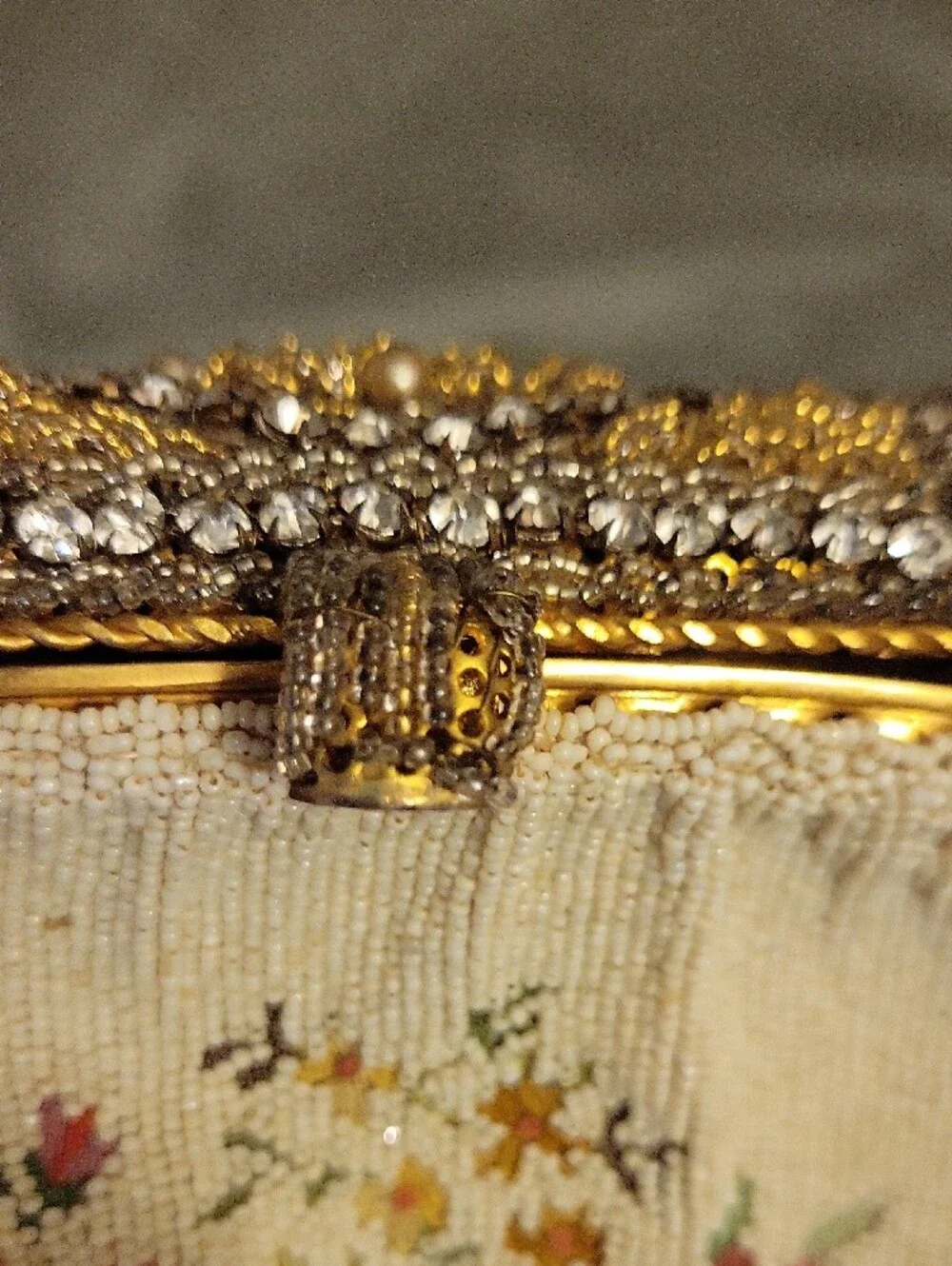 Handmade Vintage Embellished Floral Beaded Handbag - Cream